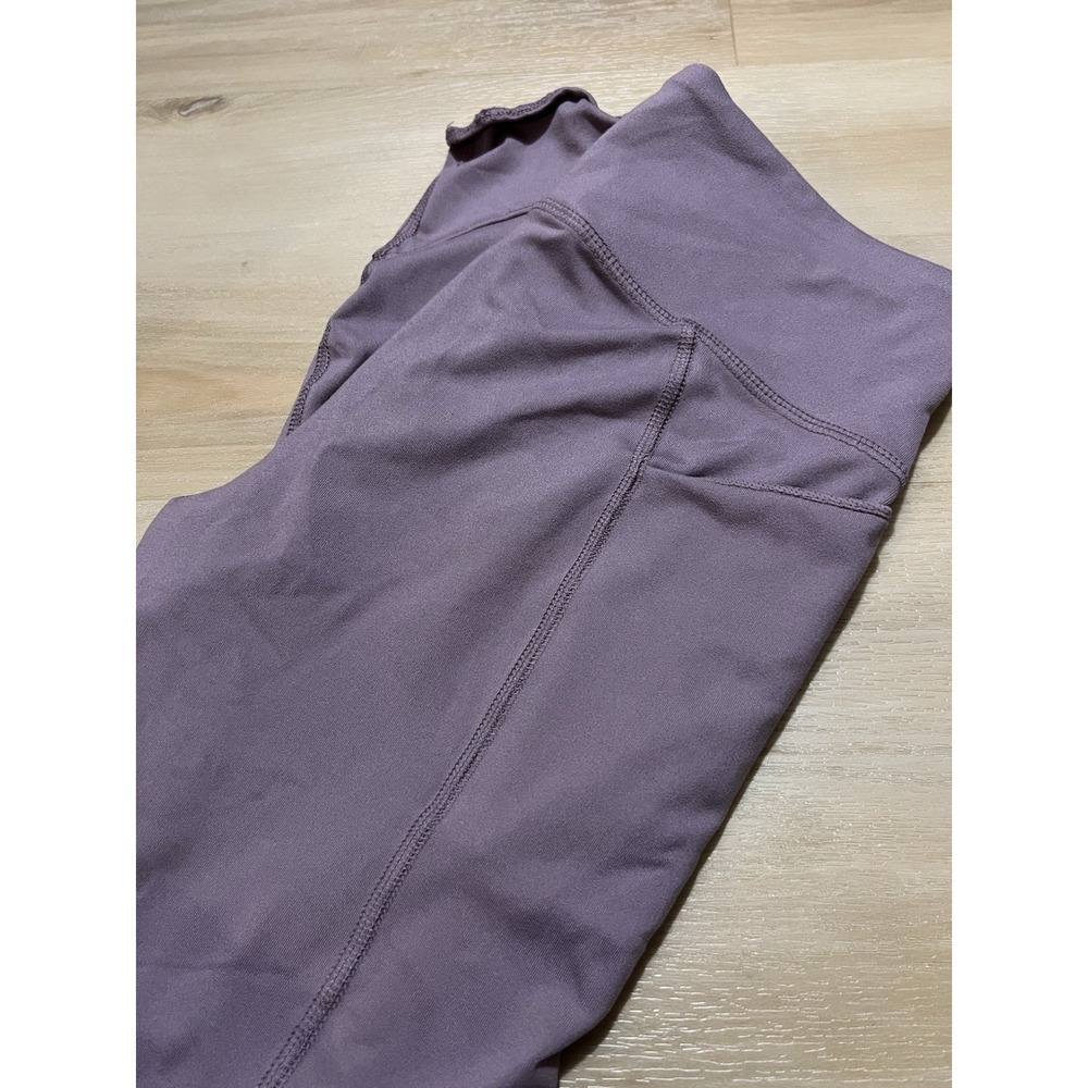 All In Motion Dusty Purple Leggings Size Small Twist Ankle Detail Crop